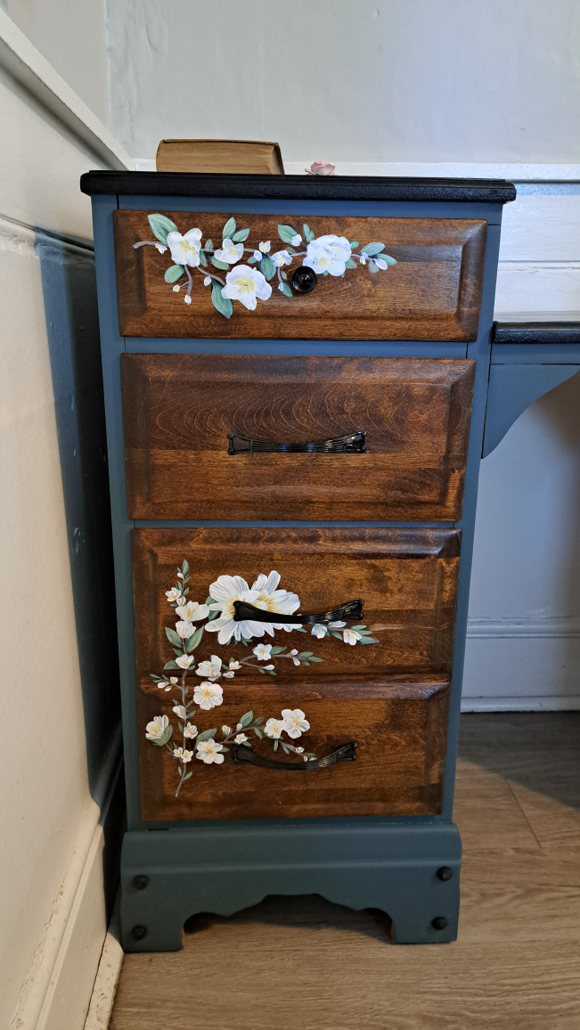vintage desk/ vanity - photo 4