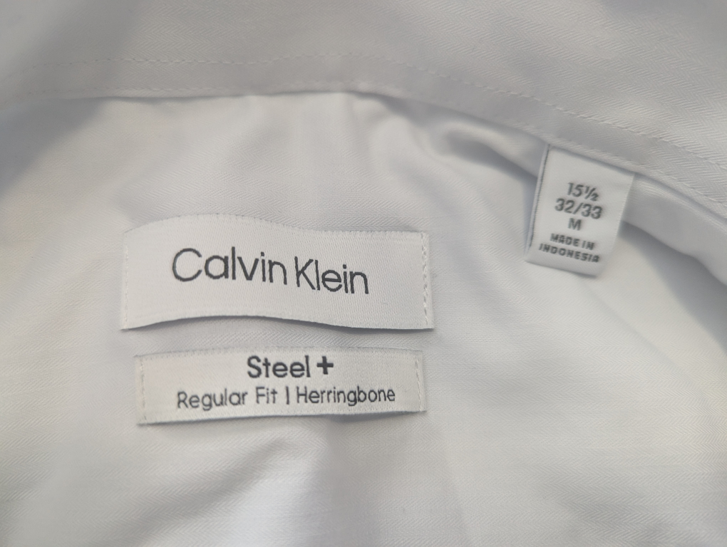Calvin Klein Men's White Dress Shirt - Size 15 1/2 - 32/33