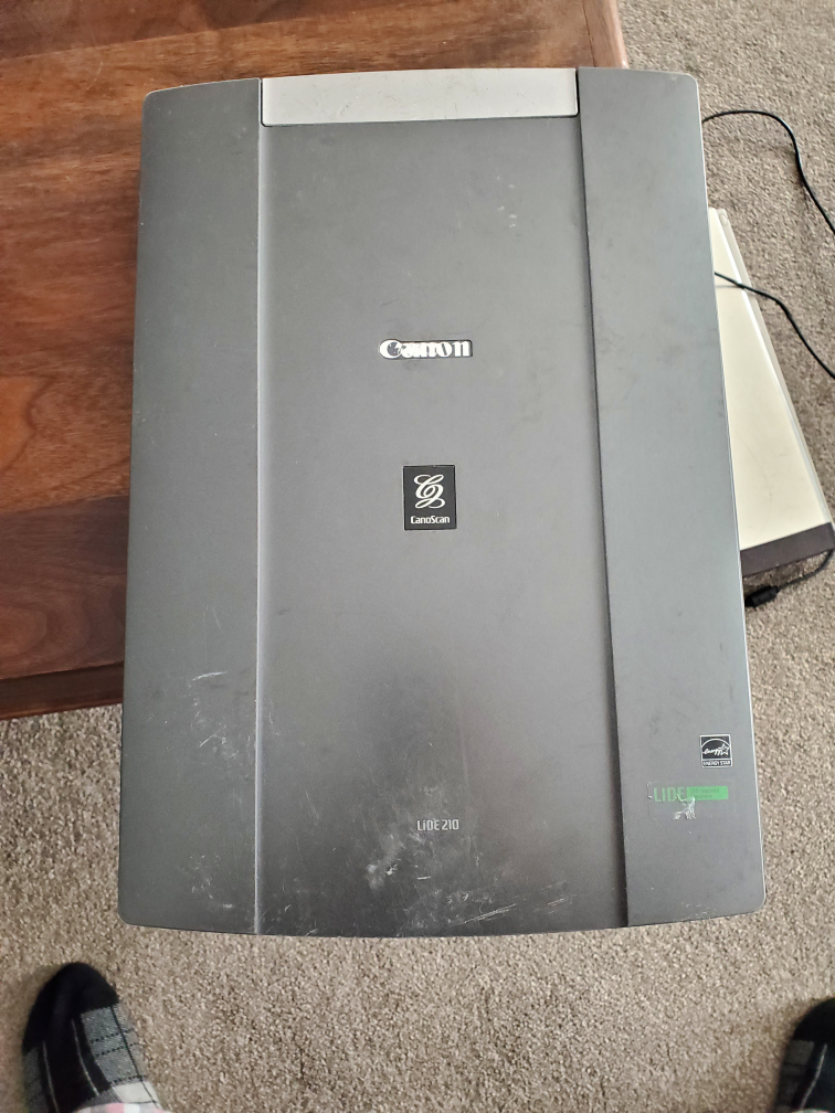 Canon CanoScan LiDE 220 Flatbed Scanner