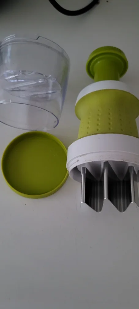 Manual Food Chopper, Green and White image indicator(4)