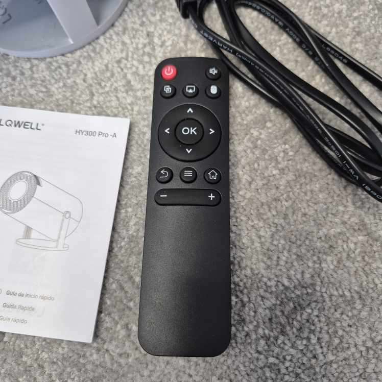 LQWELL HY300 Pro-A Mini Projector - photo 2