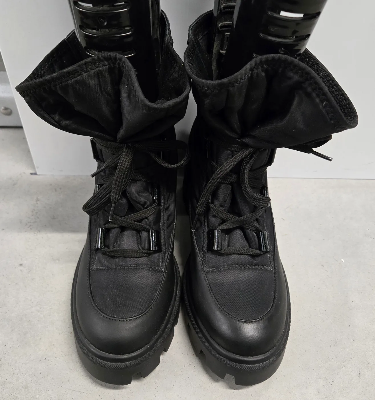 Moncler Moncler Cheryne Lace-Up Ankle Boots Size 38/US 7.5-8 image indicator(2)