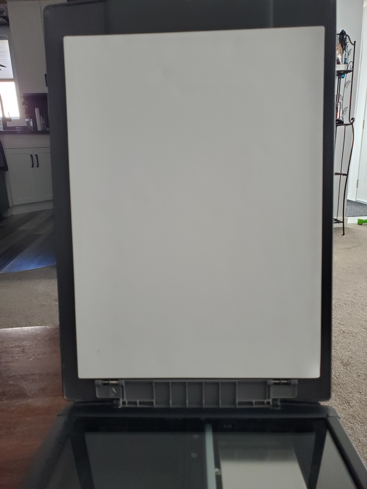 Canon CanoScan LiDE 220 Flatbed Scanner - photo 2