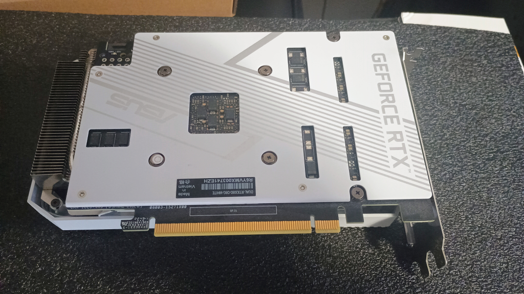 ASUS Dual GeForce RTX™ 3060 White OC Edition 8GB GDDR6 - photo 2