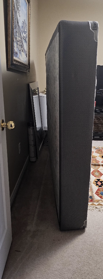 Bassett Box Spring Queen Size - photo 2