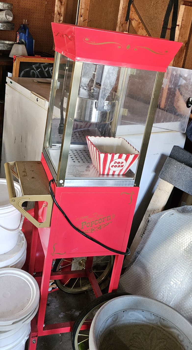 Nostaglic Red Popcorn Cart  Machine - photo 2