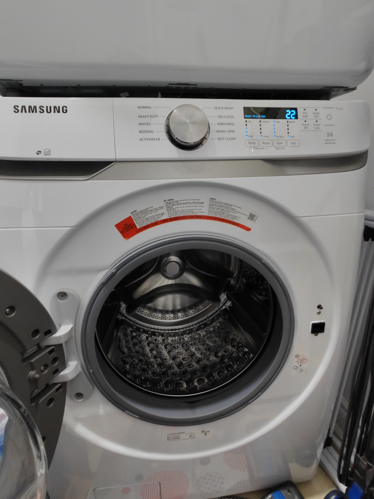 Samsung Washer and Dryer Stackable Set