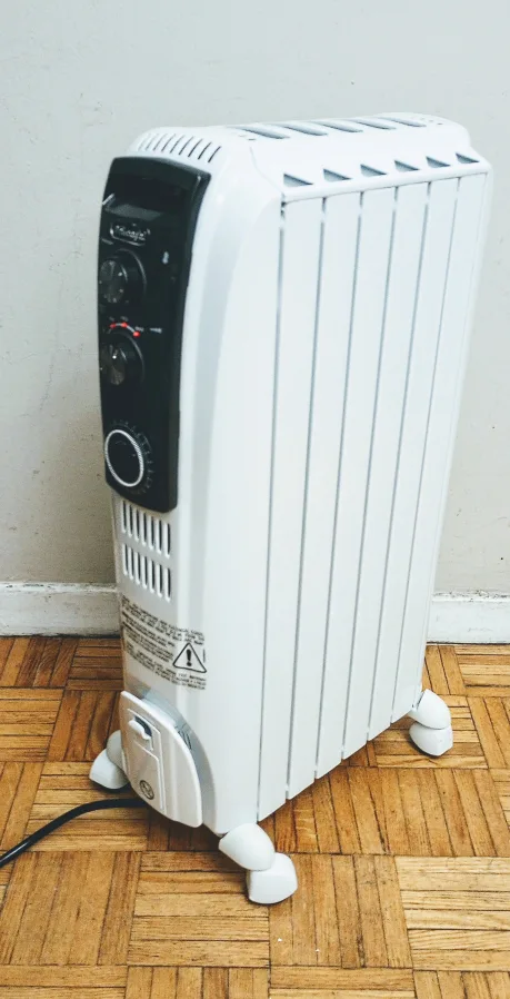 DeLonghi Dragon, Oil Filled Radiator Heater TRD40615T, Like new image indicator(4)