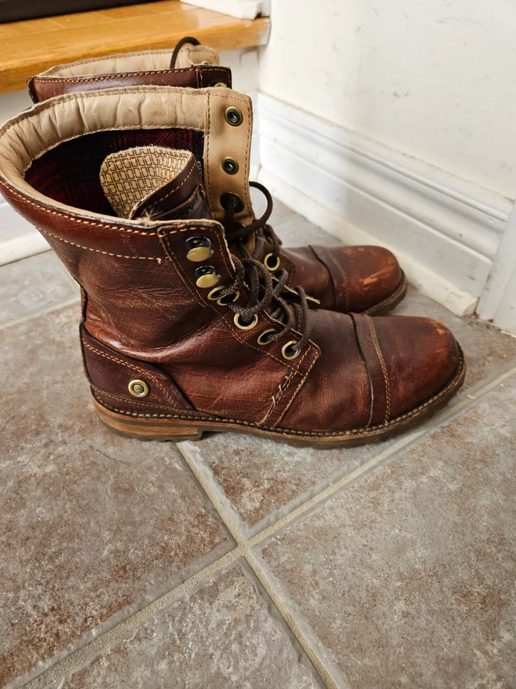 Rockport, Men Size 7,  Brown Leather Lace-Up Boots image indicator(4)