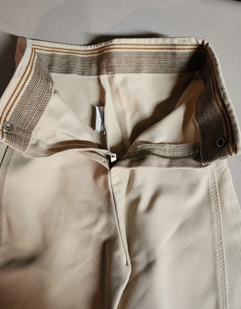 Horse back riding pants (youth sized) image indicator(3)