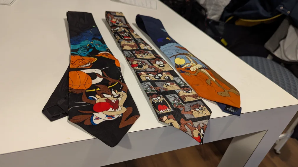 Three Looney Tunes Ties thumbnail