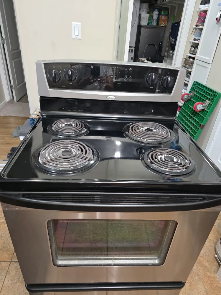 Whirlpool Electric Range thumbnail