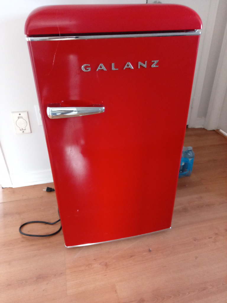 Galanz Retro Red Mini Fridge