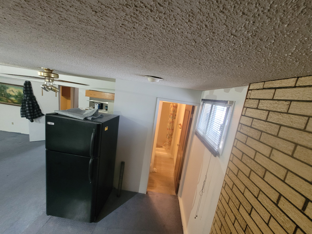 Bachelor Basement Suite for Rent - photo 2