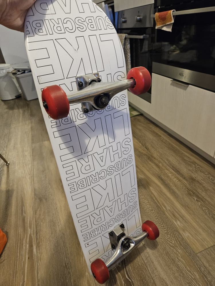 YouTube Branded Skateboard - photo 2