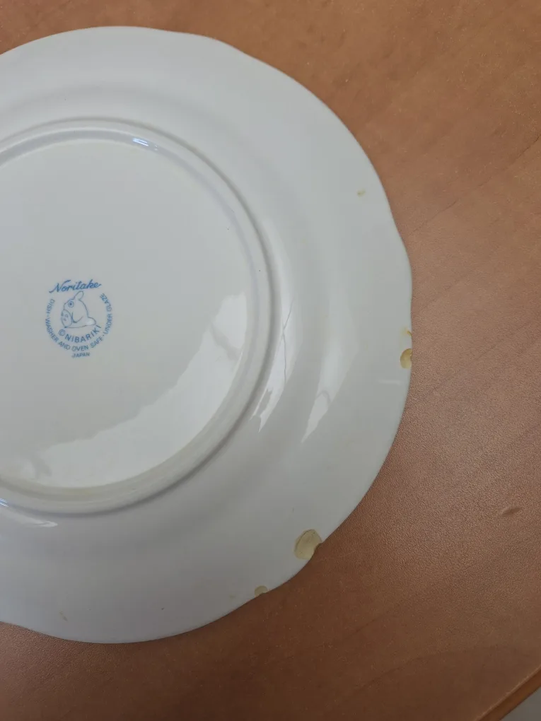 Noritake Studio Ghibli Totoro Plate image indicator(3)