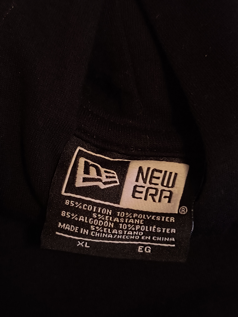 New Era Men's Black Hoodie Size XL - photo 2