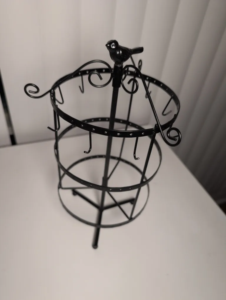 Black Metal Rotating Jewellery Organizer Stand thumbnail