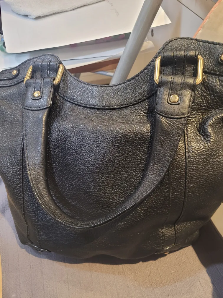 Banana Republic Black Leather Tote Bag image indicator(3)