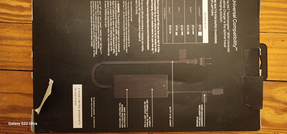 Universal Laptop Charger NXT Technologies 90W - photo 3