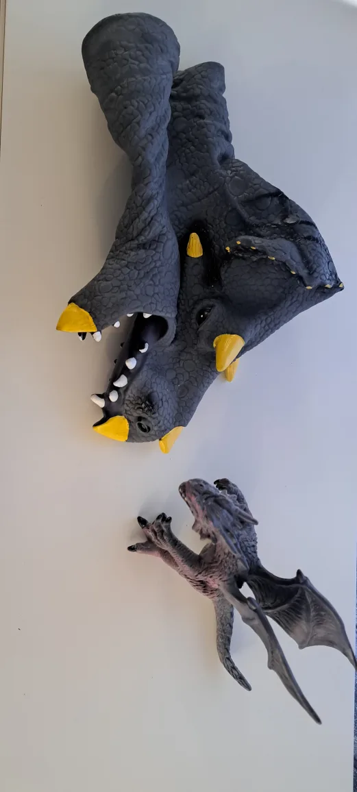Dinosaur Hand Puppet and Dragon Toy Set image indicator(2)