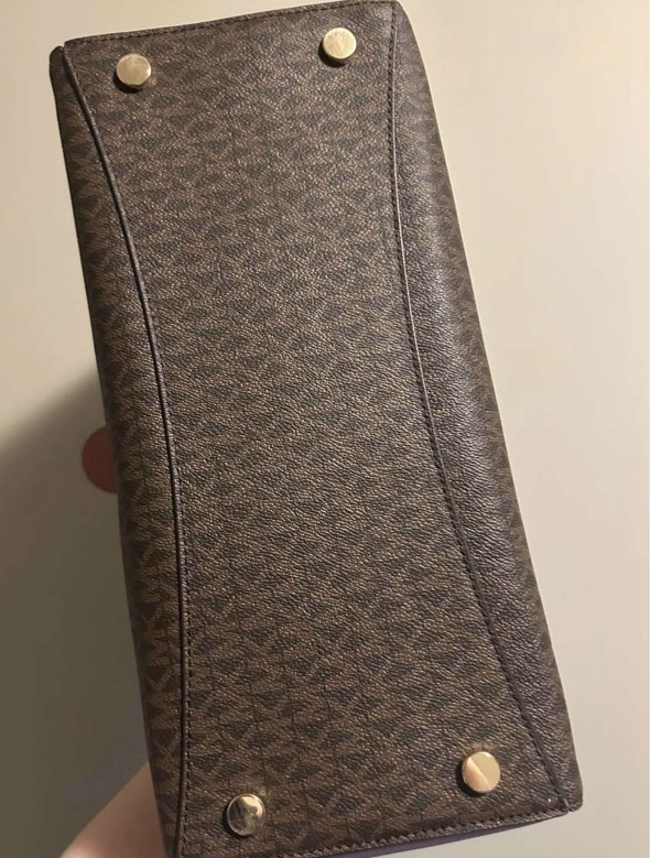 Michael Kors Voyager Medium Top Zip Tote - photo 5