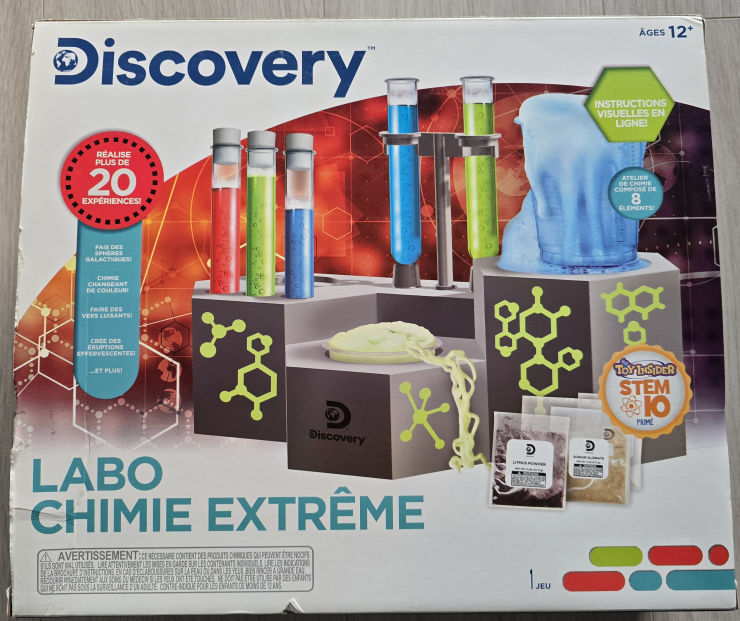 Discovery Extreme Chemistry Lab Kit - New in Box