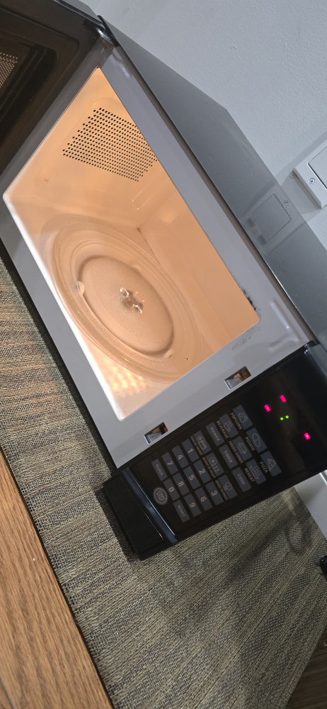 RCA Microwave - Black - photo 3