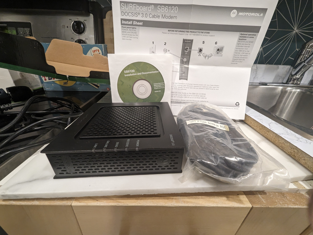 Motorola SURFboard SB6120 DOCSIS 3.0 Cable Modem