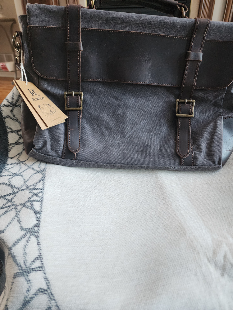 Vintage-Style Canvas Messenger Bag