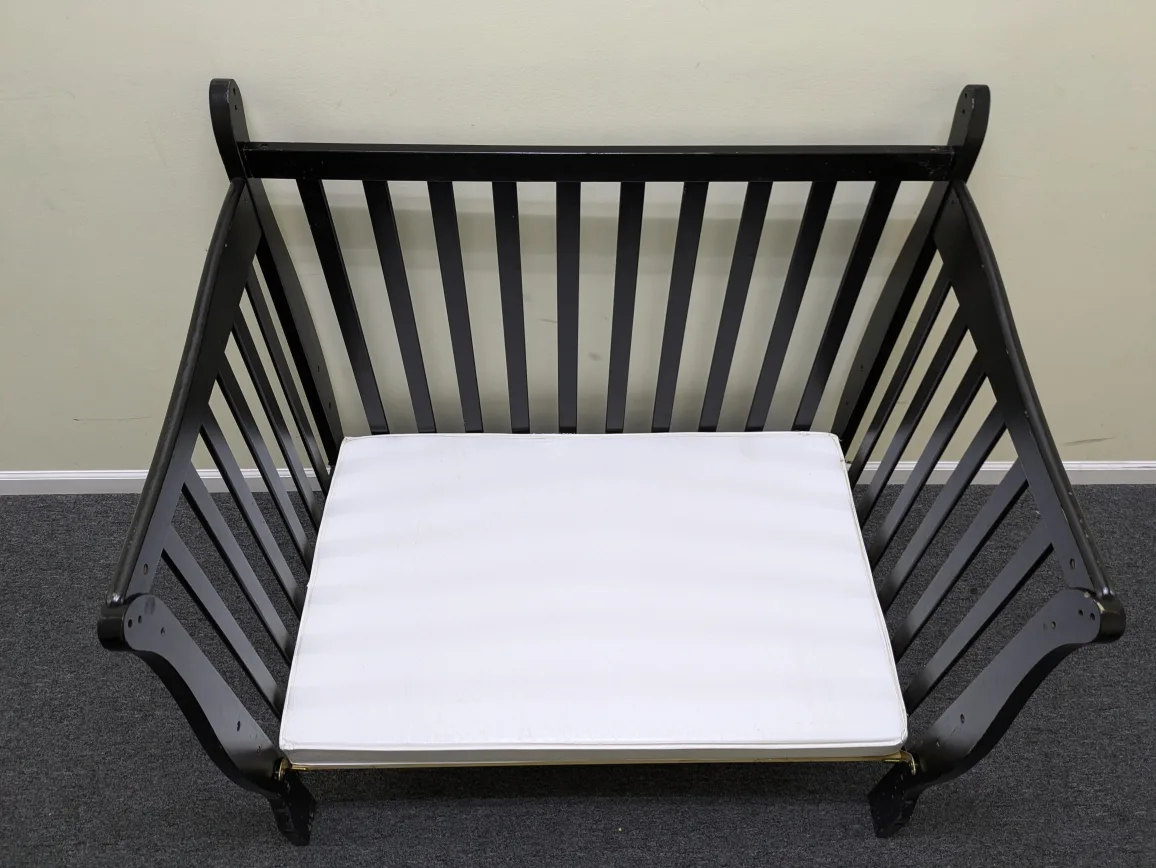 Dream on Me Black Mini Crib with Mattress image indicator(2)