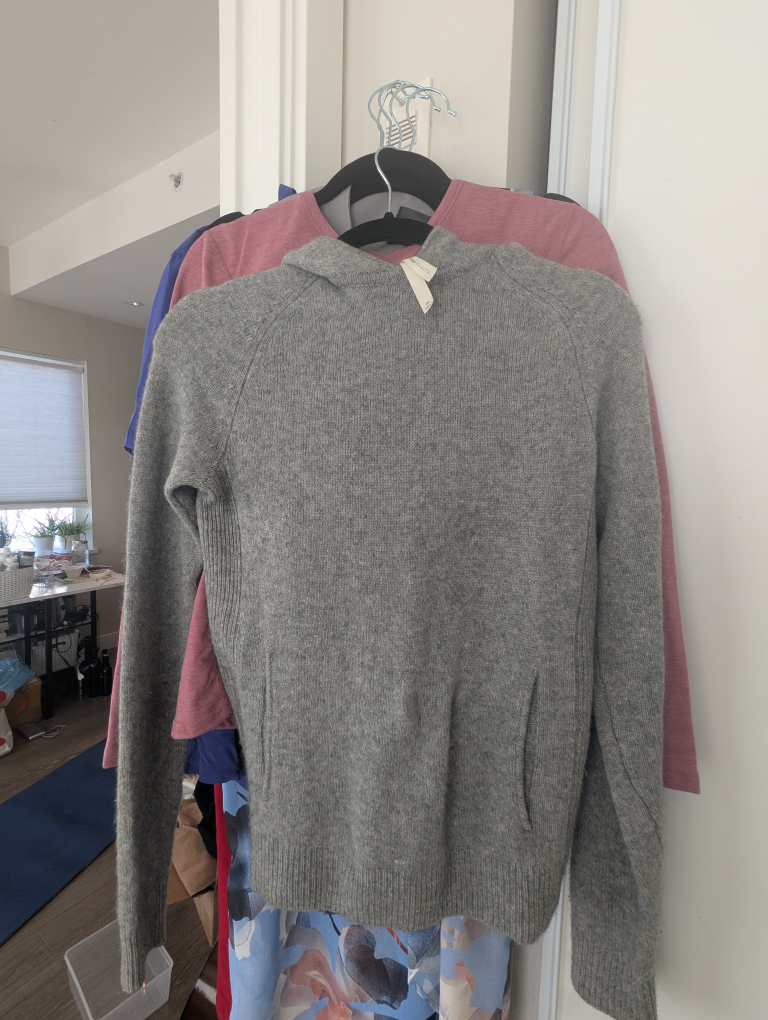 Babaton Grey Cashmere Hoodie Sweater - XS - photo 4