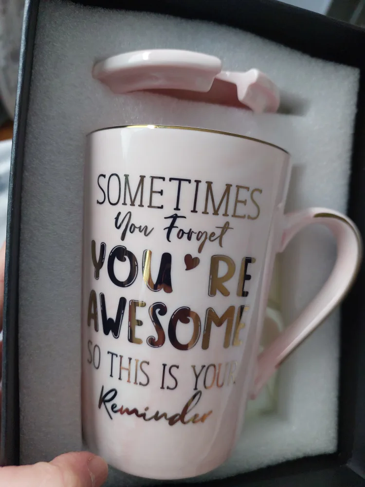 Pink Ceramic Mug with Lid and Spoon in Gift Box image indicator(2)