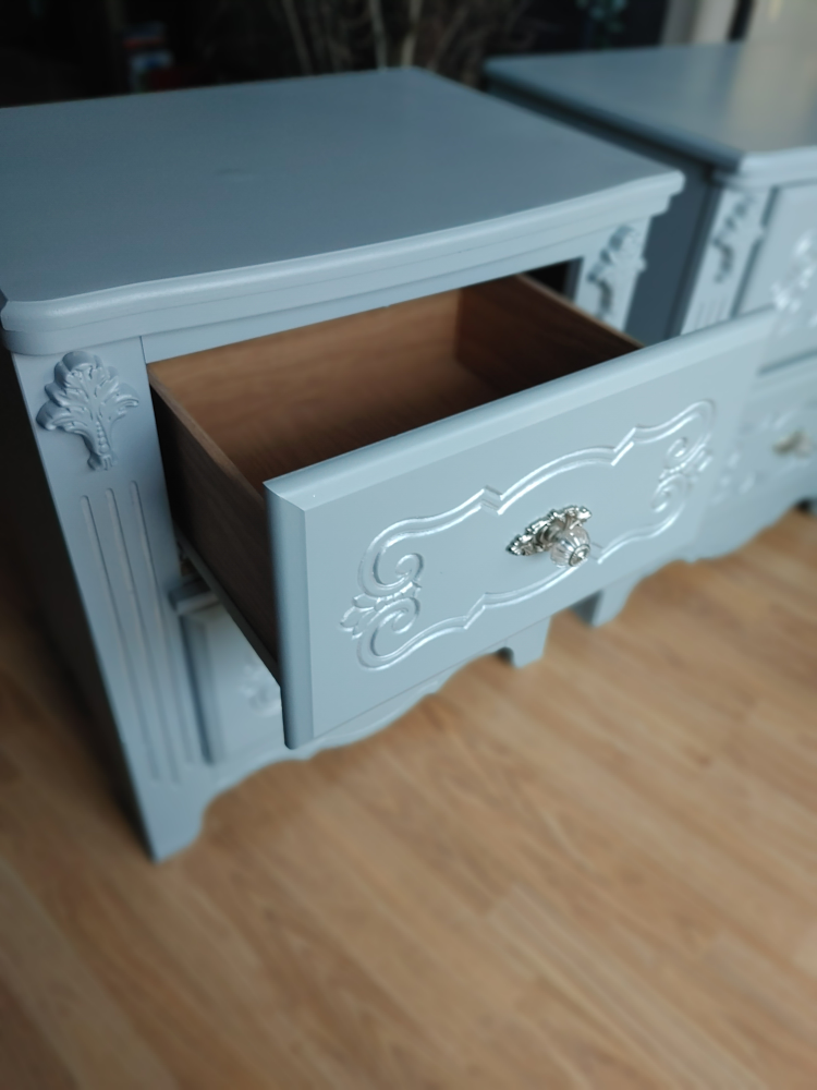 Pair of Two-Drawer Nightstands - Grey - photo 4