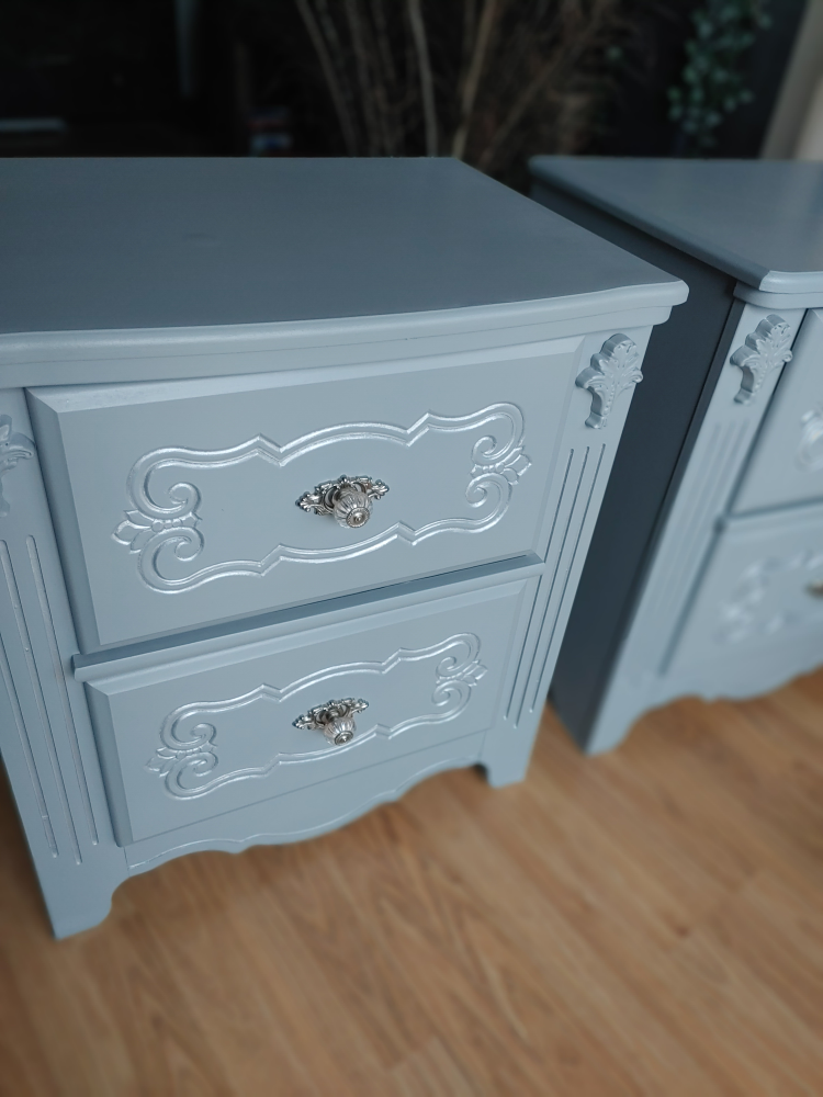Pair of Two-Drawer Nightstands - Grey - photo 5
