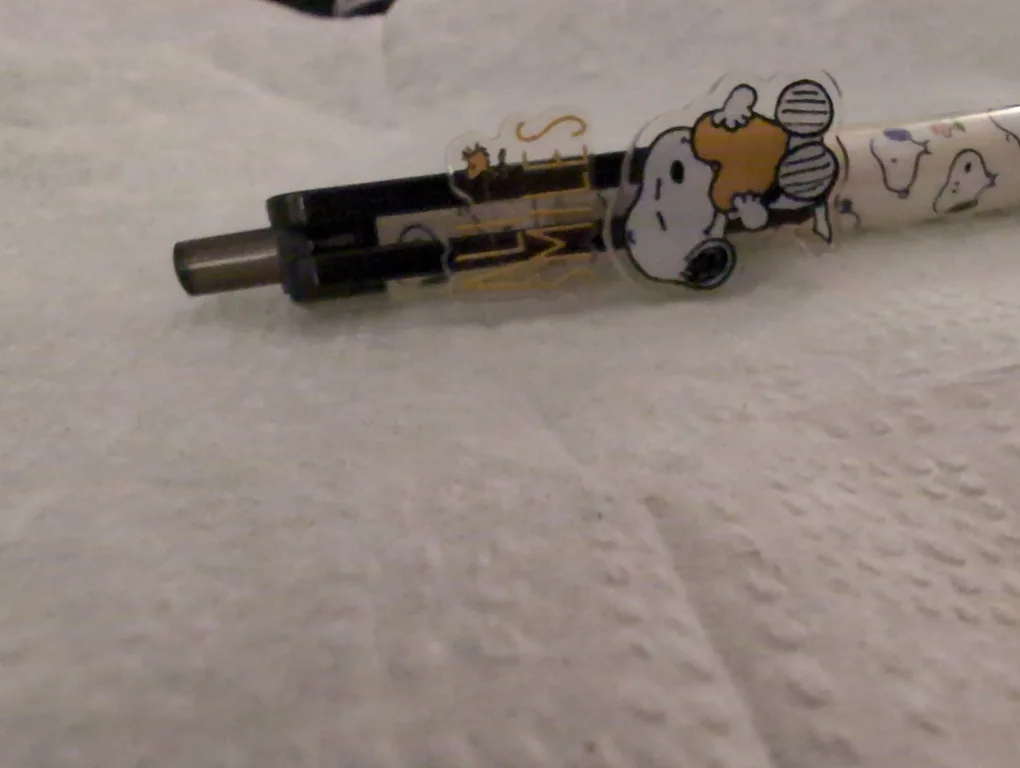 Snoopy pen- never used image indicator(2)