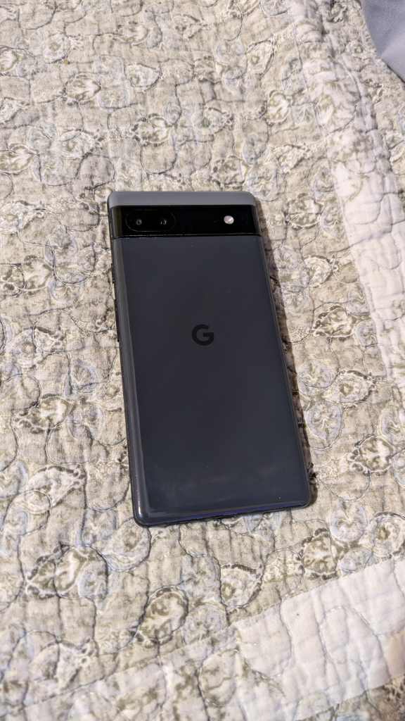Google Pixel 6A - photo 2