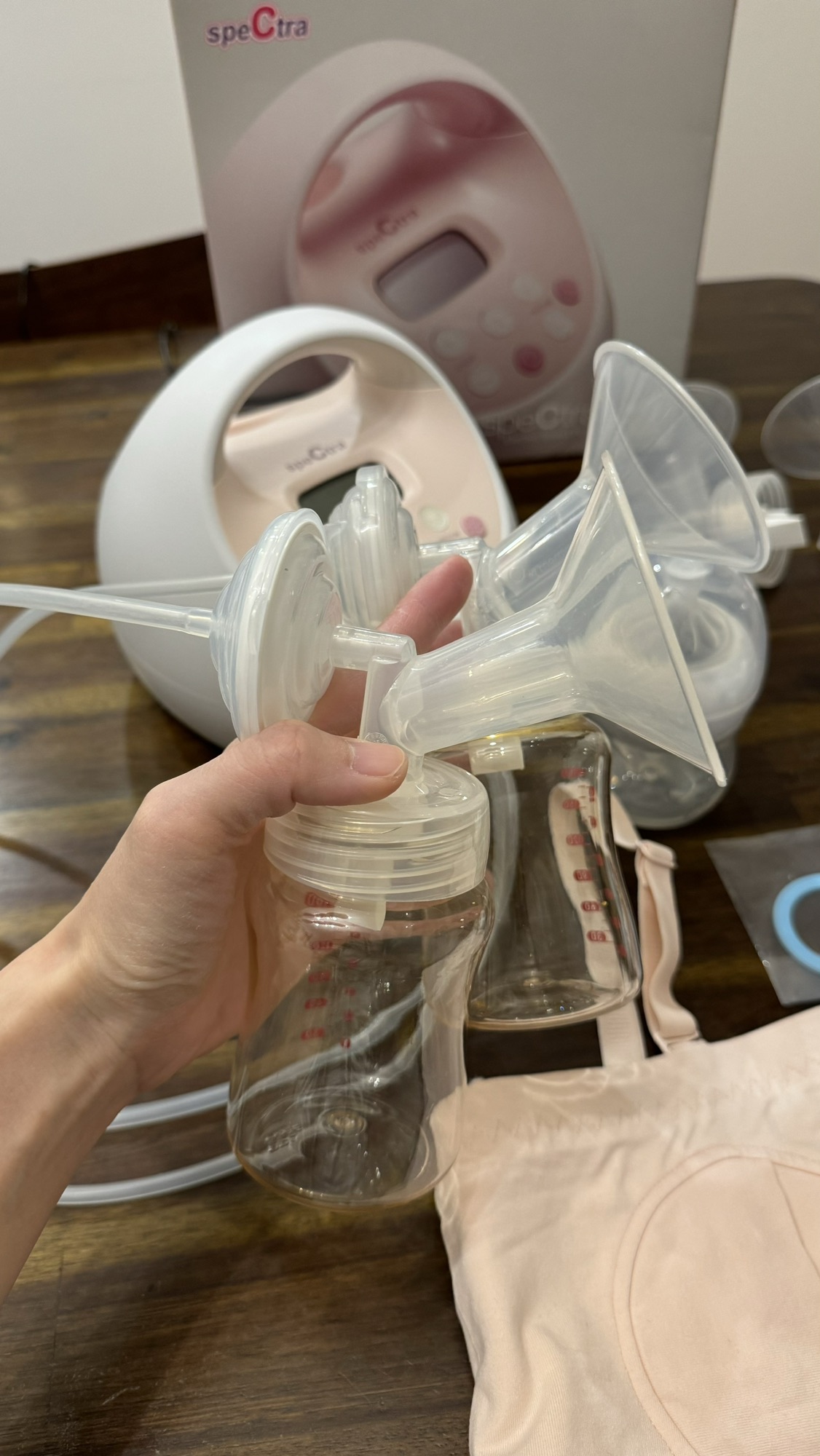 Spectra S2 electric breast pump - photo 3