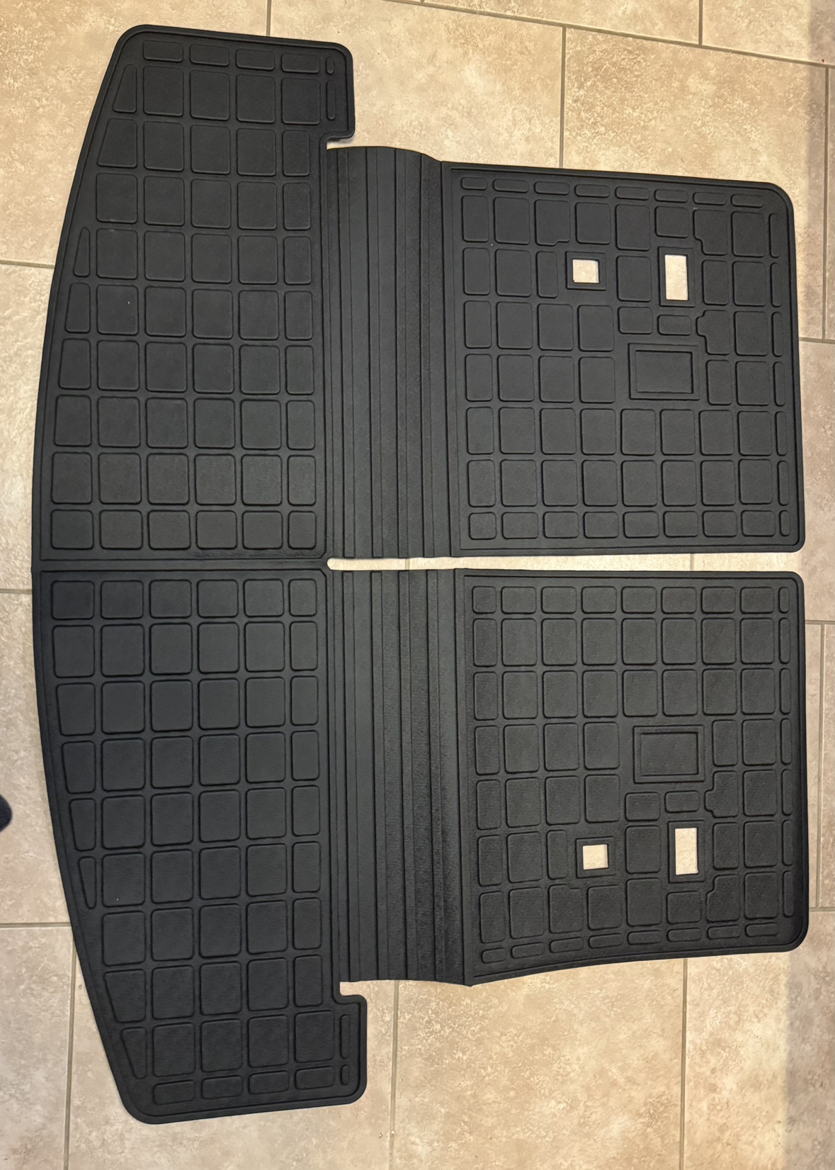 Trunk Cargo and Bed mats - photo 4