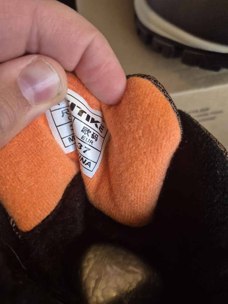 Vitike Kids Hiking Boots Size 37 - photo 4