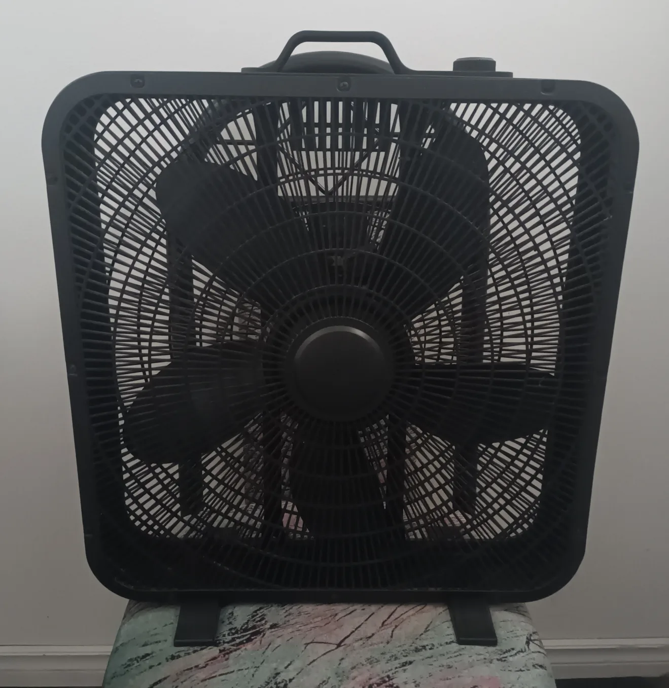 20" Black Box Fan thumbnail