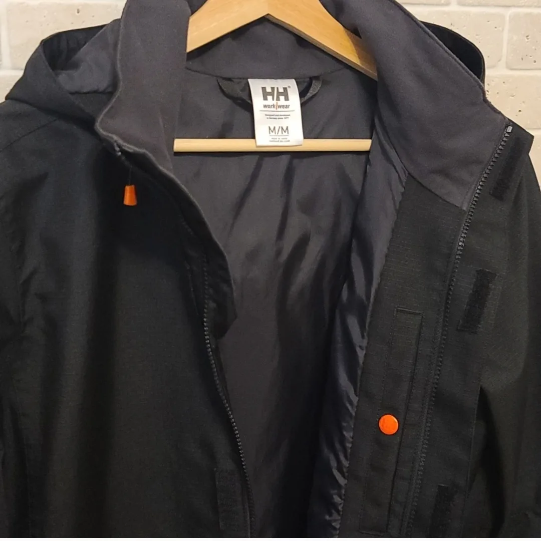 (Like New)Helly Hansen Rain Coat/Jacket (Work Wear) image indicator(3)