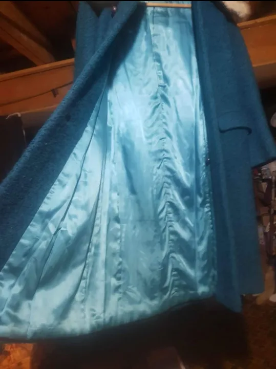 1960's Teal Wool Coat with Sable Fur Collar image indicator(4)