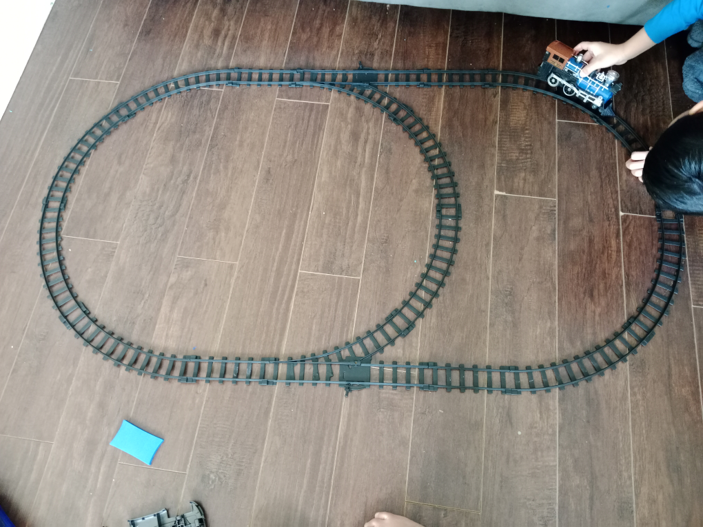 Toy Train Set with Tracks - photo 3