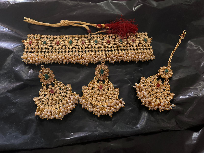 Gold-tone Indian Bridal Jewellery Set - photo 2