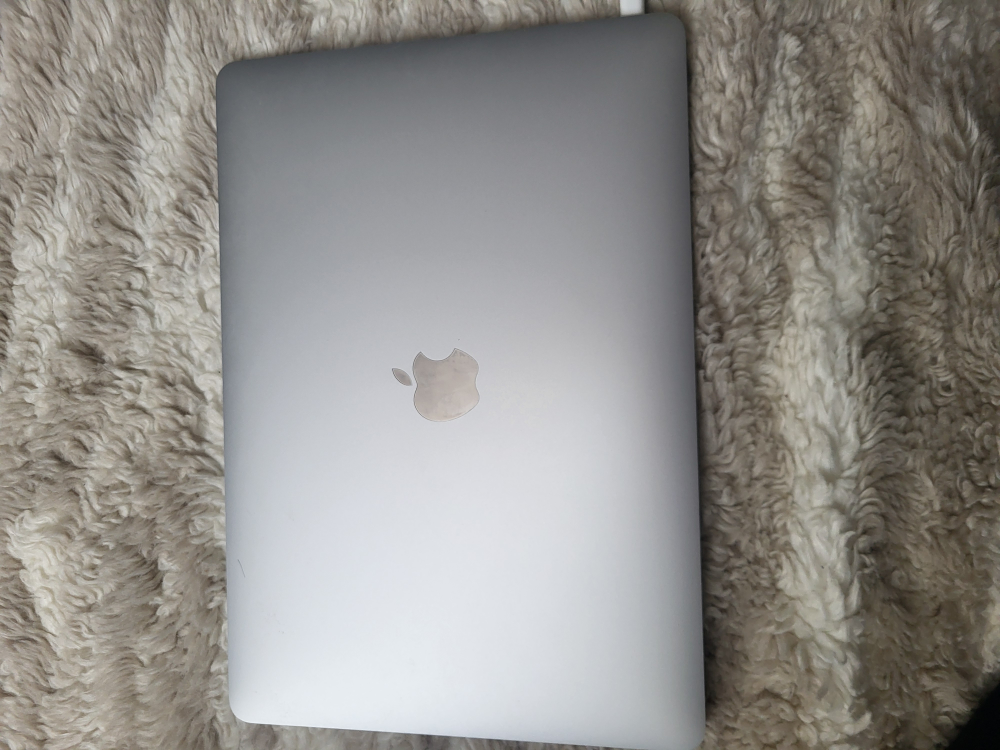 Apple MacBook Air Laptop