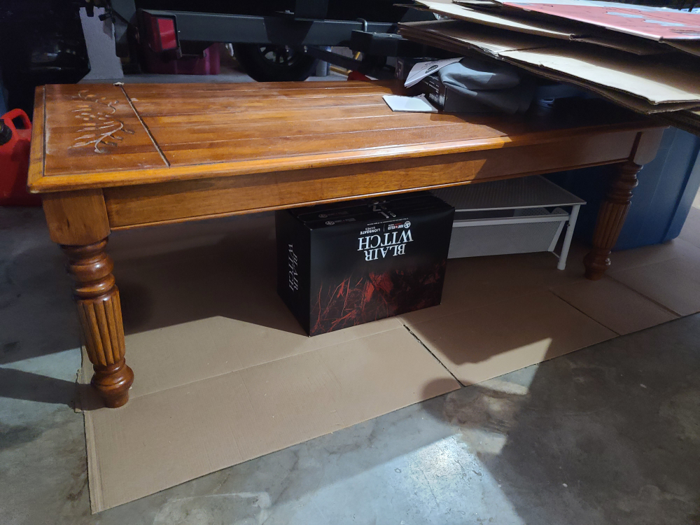 Wooden Coffee Table and end tables with Carved Detail - photo 4