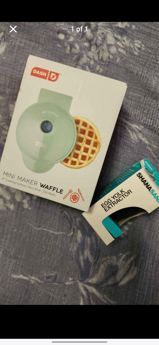Dash Mini Waffle Maker and Shanasana Egg Yolk Extractor