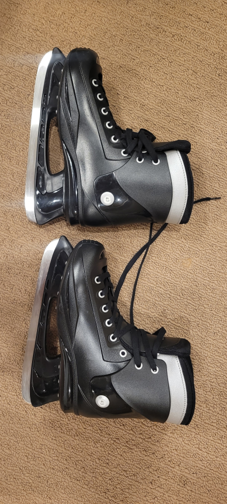 Oxelo Ice Skates - Size 43