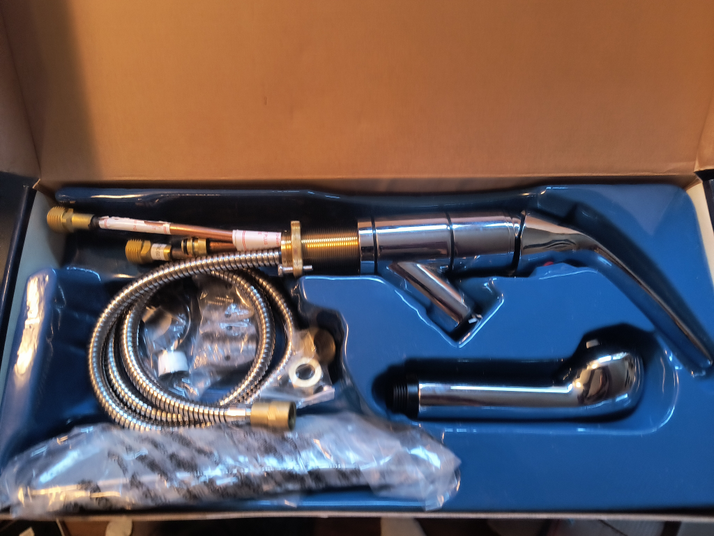 Brand New Pullout Kitchen Faucet - photo 2